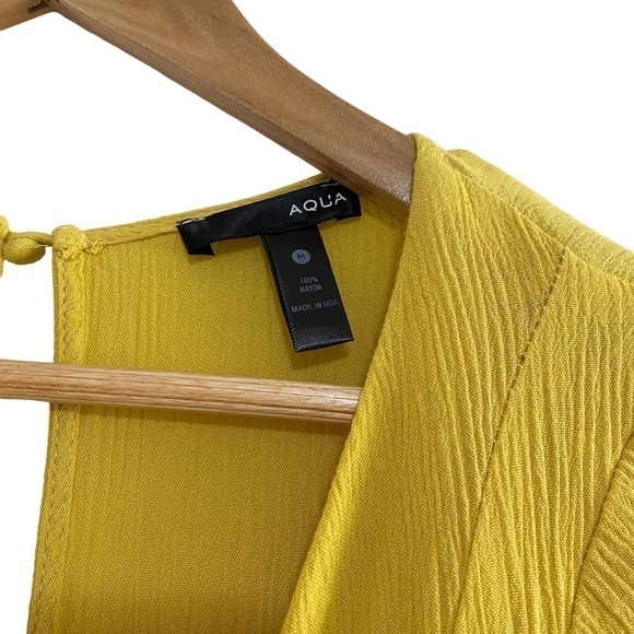 Aqua mustard yellow short sleeve front tie cut out romper Size M - Picture 3 of 5